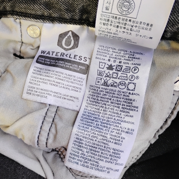 Levi's 501 Distressed Denim Shorts Women's 31 Waist Black Button Fly High Rise - Picture 7 of 13